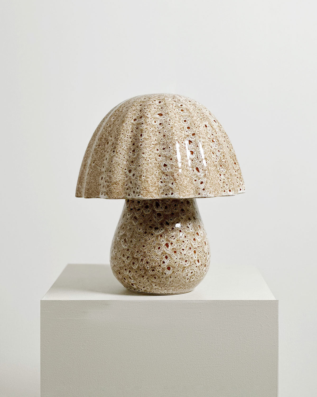Periwinkle Table Lamp / White Ochre