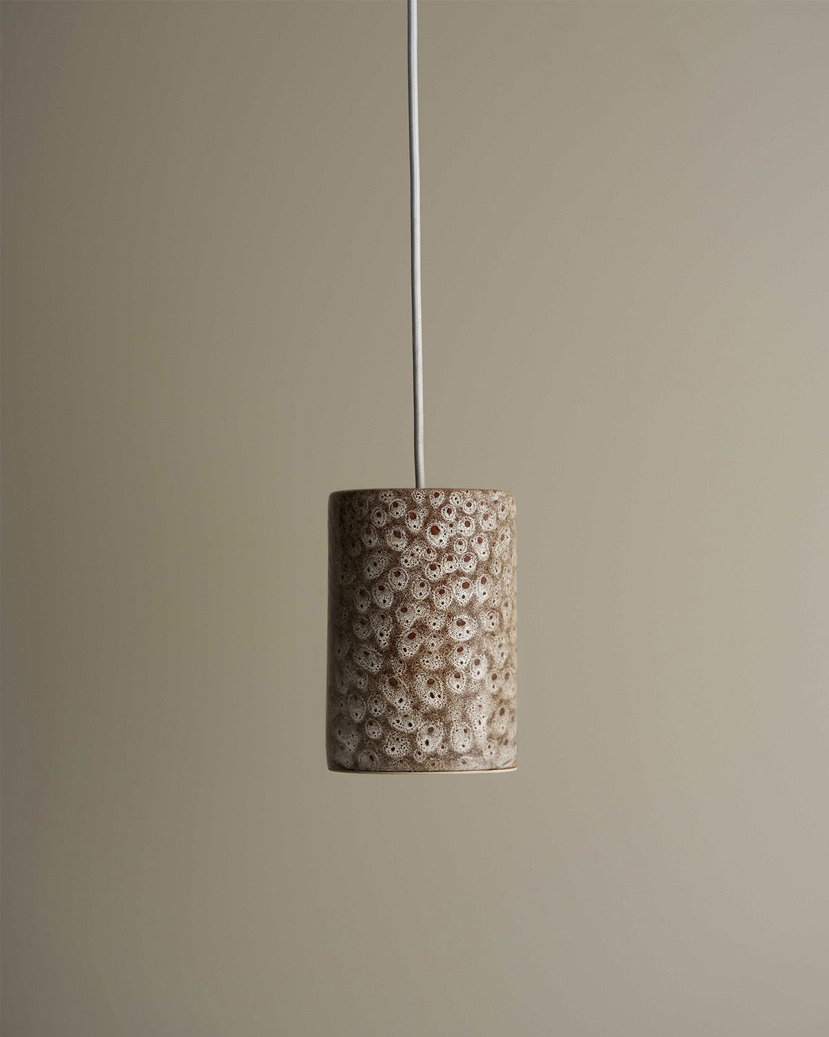 Small Ceramic Pendant Cylinder Light / White Ochre