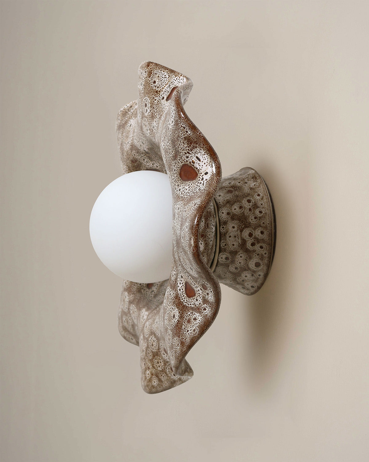 Ceramic Wall Pearl Sconce Light / White Ochre